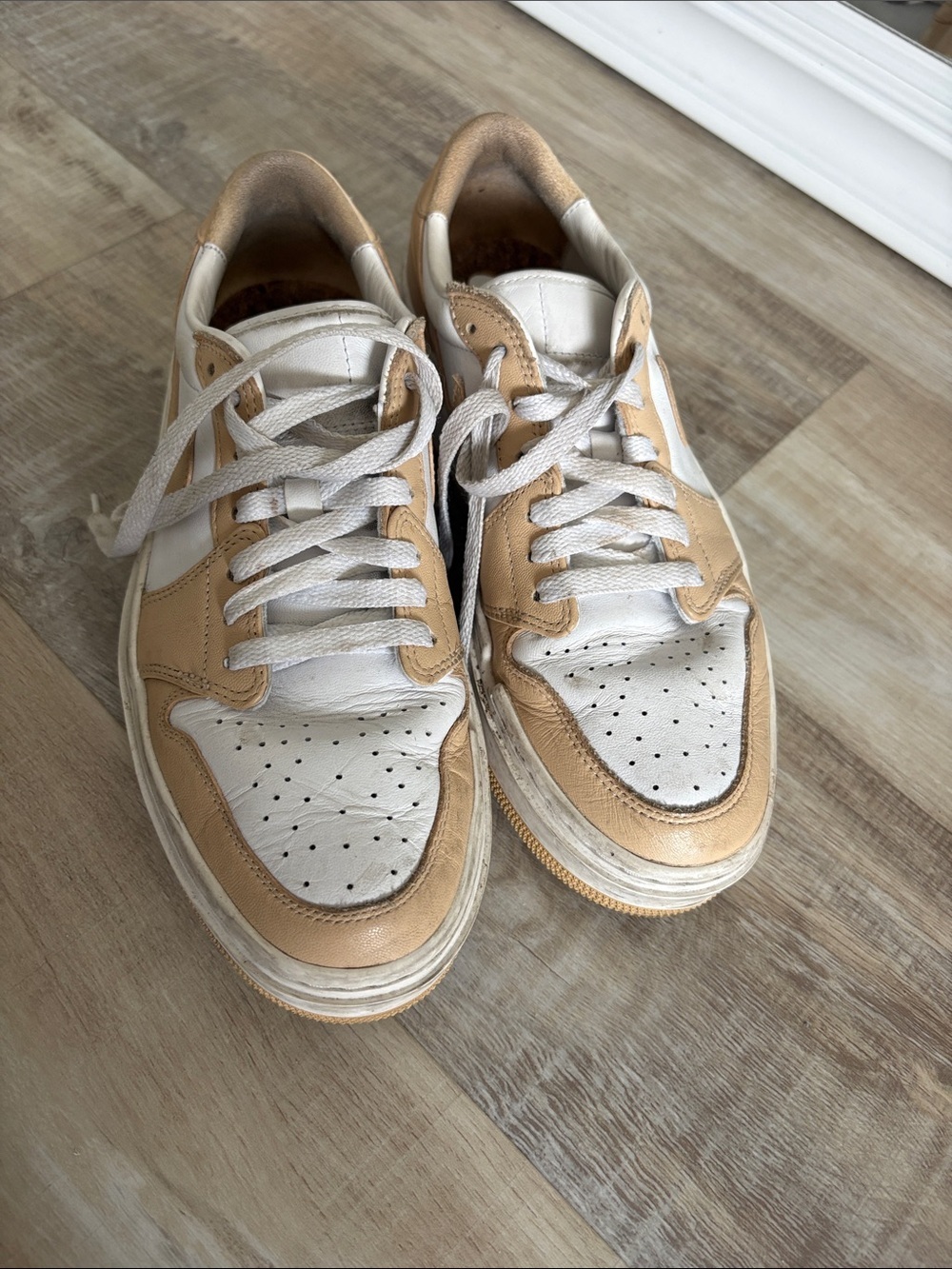 Nike White and Tan Low-Top Leather Sneakers - Picture 2 of 7
